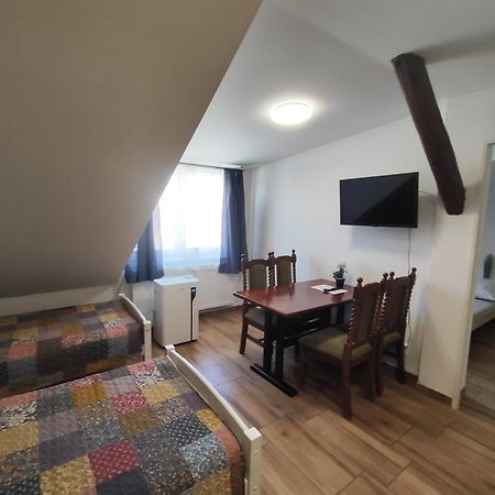 Apartamento Kralovak Králŭv Dvŭr Exterior foto